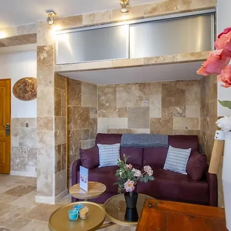 Le Martre - 4 Personnes, 2 Ch, Avec Balcon アパート ディジョン