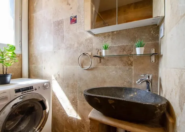 Le Martre - 4 Personnes, 2 Ch, Avec Balcon *